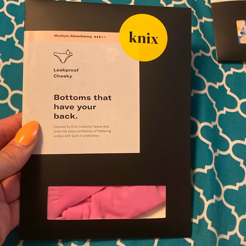 Leakproof cheeky small brand new